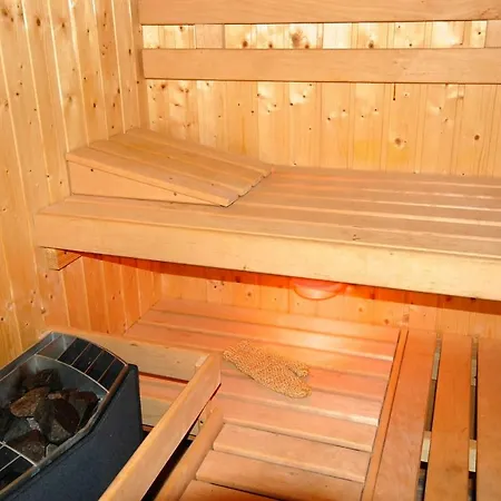 Z Basenem Holiday home