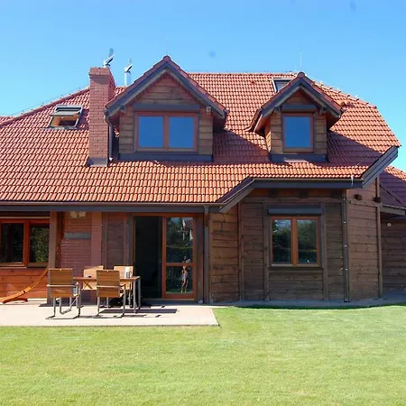 Z Basenem Holiday home