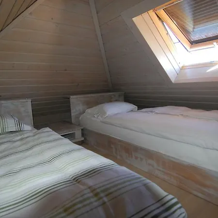 Z Basenem Holiday home